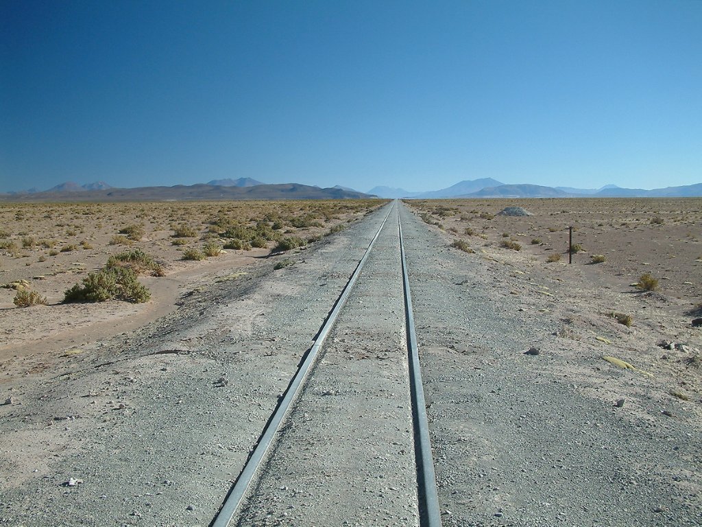 01-Railroad from Arica to Uyuni.jpg - Railroad from Arica to Uyuni